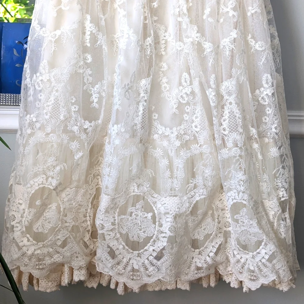 Geode x Anthropologie Floral Lace Swiss Dot Short Sleeve Midi Wedding Dress - Picture 3 of 11